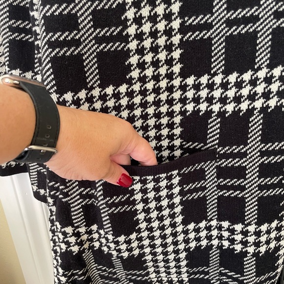 NWT ANNE KLEIN LONG CARDIGAN/SWEATER. ONE BUTTON CLOSURE. Elegant and cozy. - Picture 11 of 16